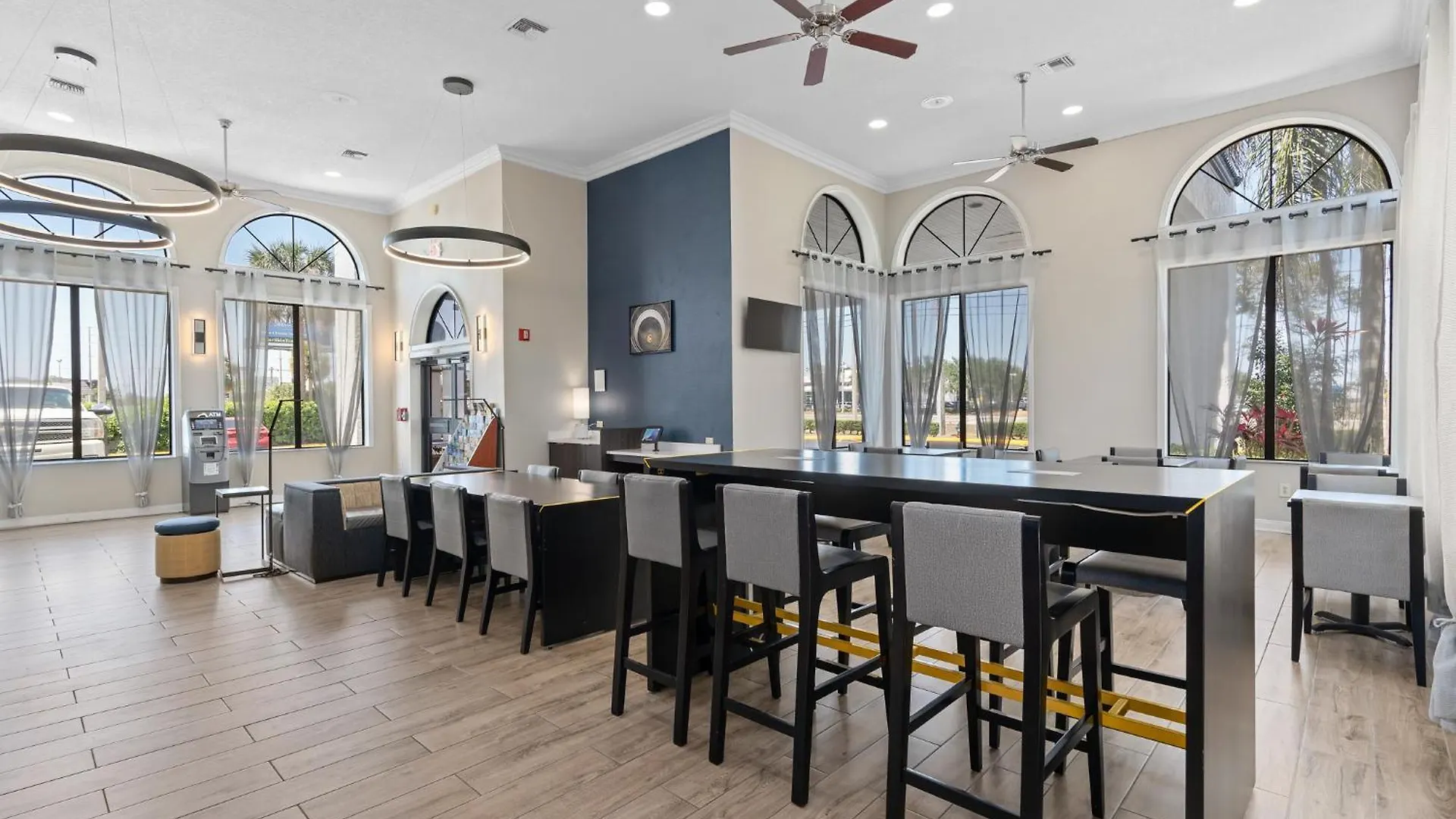 Hotel Baymont By Wyndham Orlando East Alafaya
