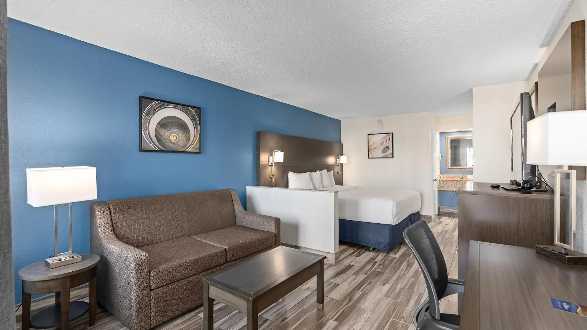 Hotel Baymont By Wyndham Orlando East Alafaya