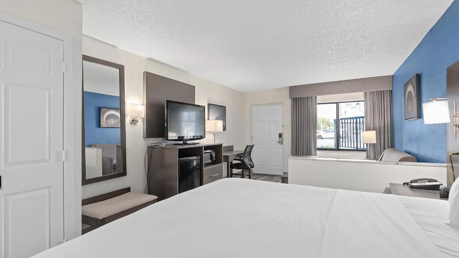 Hotel Baymont By Wyndham Orlando East Alafaya Estados Unidos