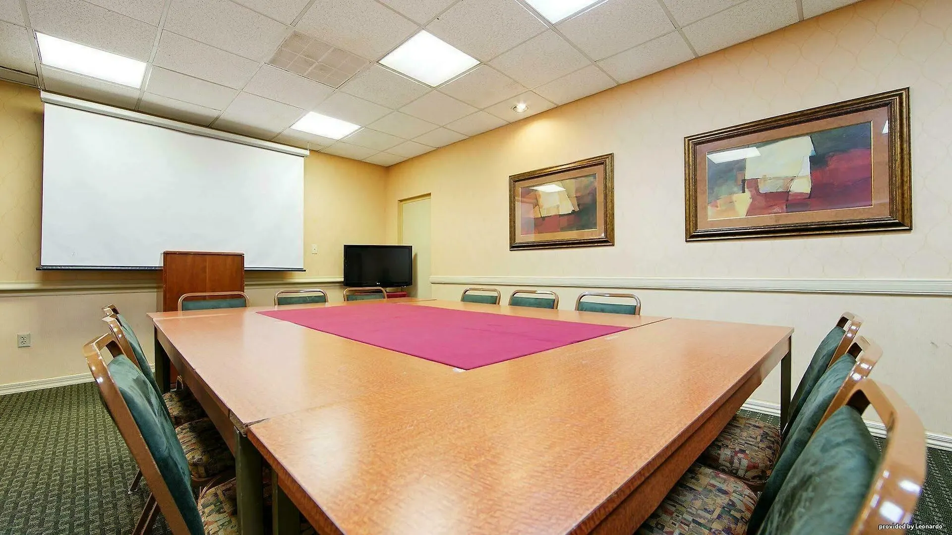 Hotel Baymont By Wyndham Orlando East Alafaya